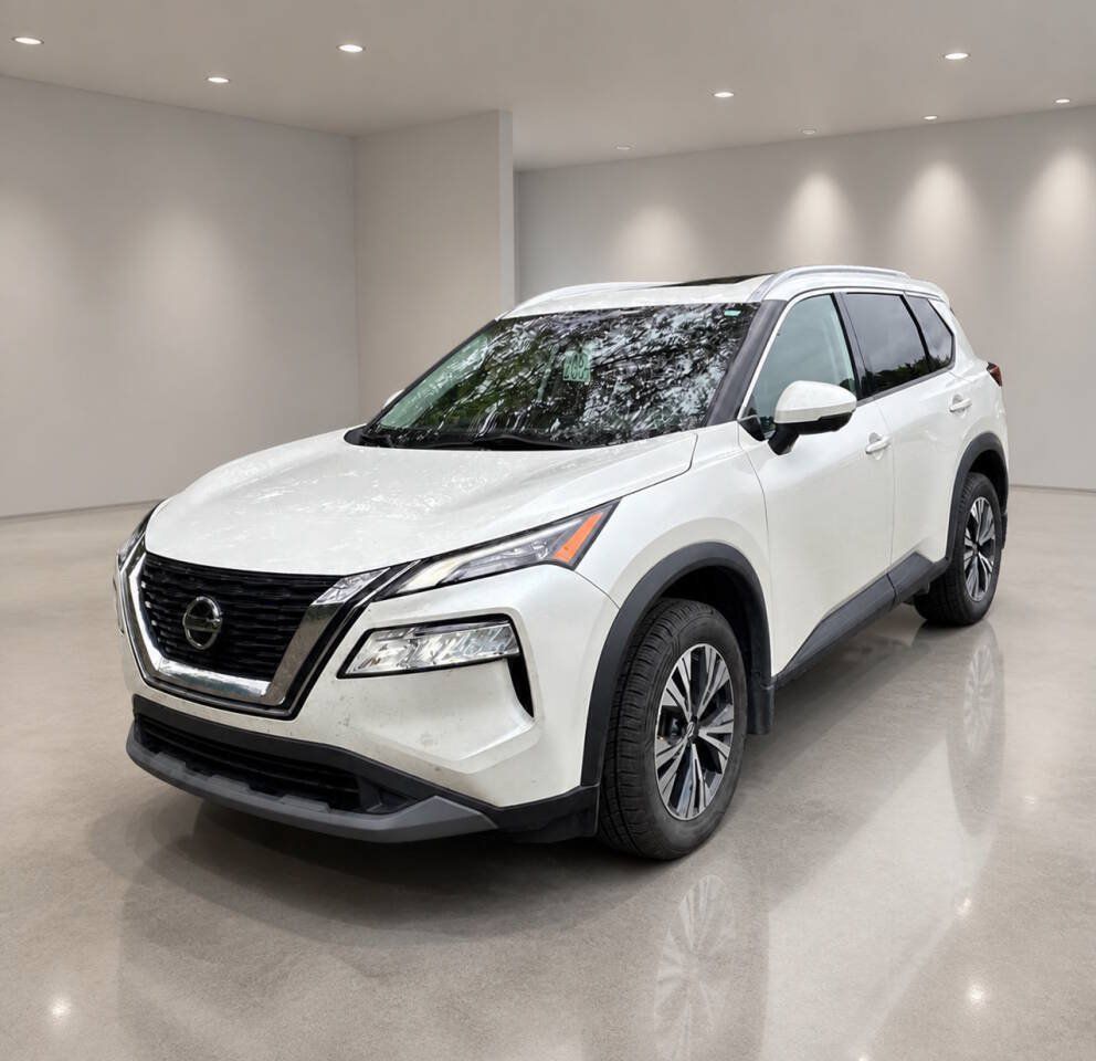 Used 2021 Nissan Rogue SV w/ Premium Package AWD/4WD image 2