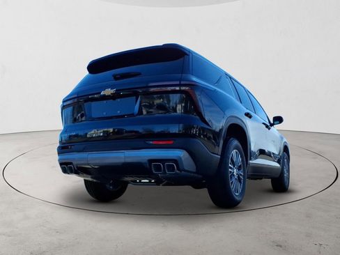 New 2026 Chevrolet Traverse LT FWD image 5