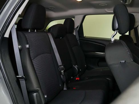 Used 2019 Dodge Journey SE w/ Premium Group FWD image 25