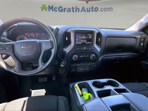 Used 2023 Chevrolet Silverado 1500 Custom Trail Boss w/ LPO, Dark Essentials Package AWD/4WD image 9