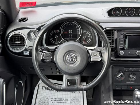Used 2013 Volkswagen Beetle TDI FWD image 22