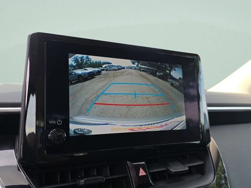 Used 2024 Toyota Corolla LE image 17