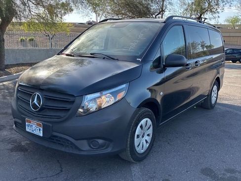 Used 2023 Mercedes-Benz Metris Passenger image 1