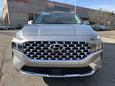 Used 2023 Hyundai Santa Fe Limited image 2