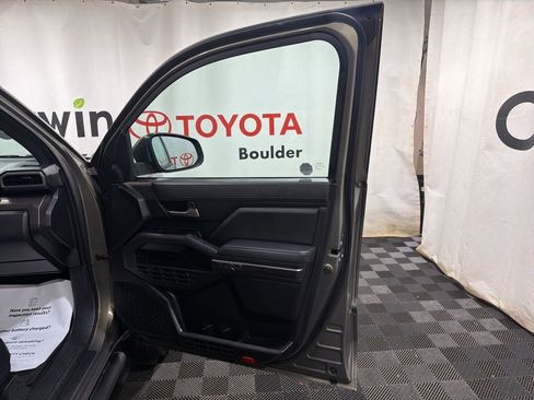 Used 2025 Toyota Tacoma TRD Off-Road AWD/4WD image 8
