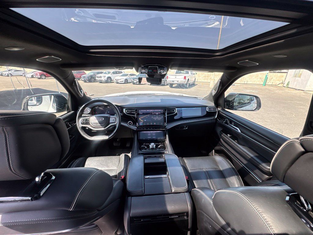 Used 2024 Jeep Grand Wagoneer Series II Obsidian w/ Quick Order Packagew 28T AWD/4WD image 20