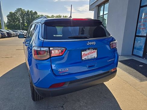 Used 2022 Jeep Compass Limited AWD/4WD image 9