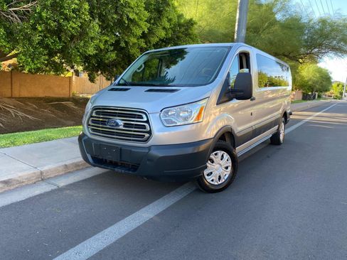 Used 2017 Ford Transit 350 XLT RWD image 51