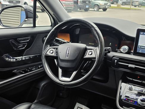 Used 2021 Lincoln Corsair Reserve w/ Equipment Group 201A AWD/4WD image 15
