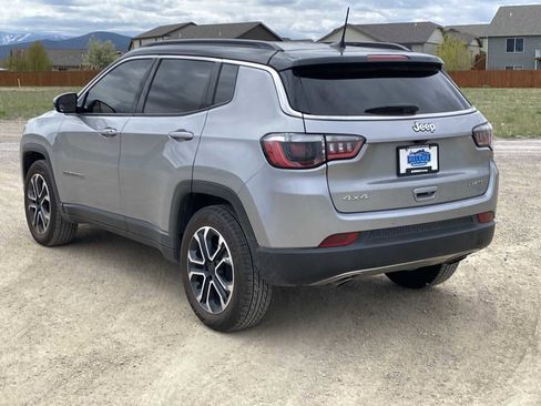 Used 2023 Jeep Compass Limited AWD/4WD image 12