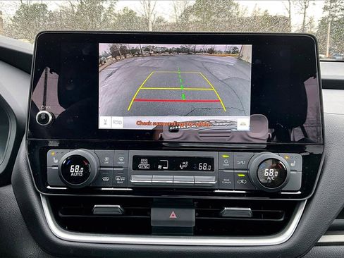 Used 2024 Toyota Grand Highlander Limited image 12