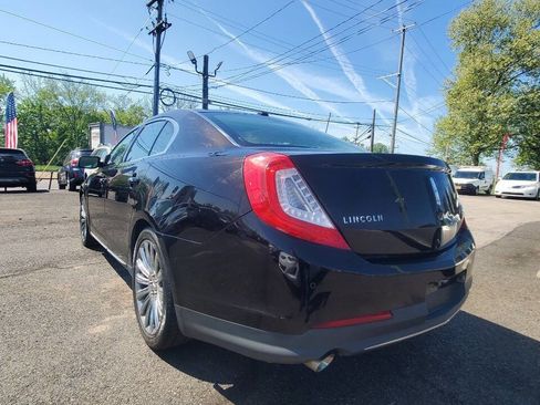 Used 2013 Lincoln MKS AWD image 3