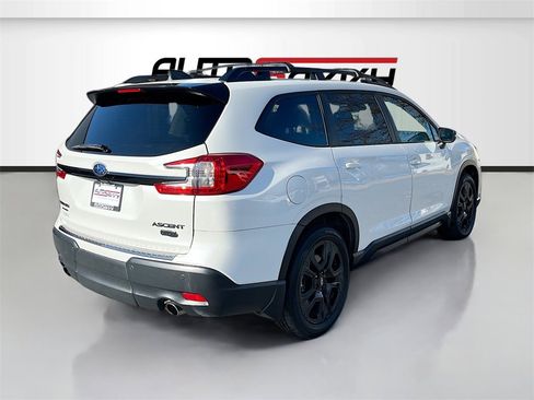 Used 2023 Subaru Ascent Onyx Edition image 7