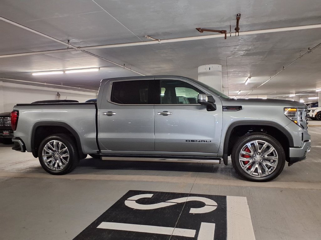 New 2026 GMC Sierra 1500 Denali w/ Denali Reserve Package AWD/4WD image 4
