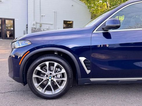Used 2024 BMW X5 xDrive40i w/ Premium Package AWD/4WD image 10