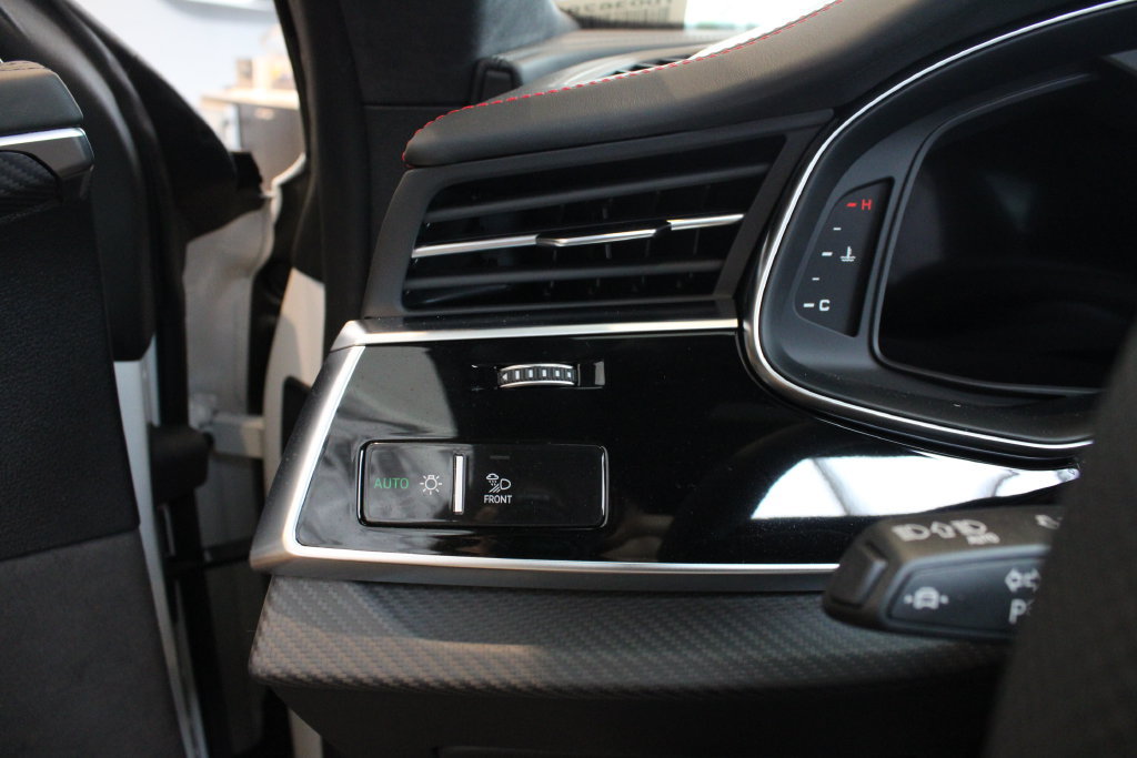 New 2026 Audi SQ8 Prestige AWD/4WD image 9
