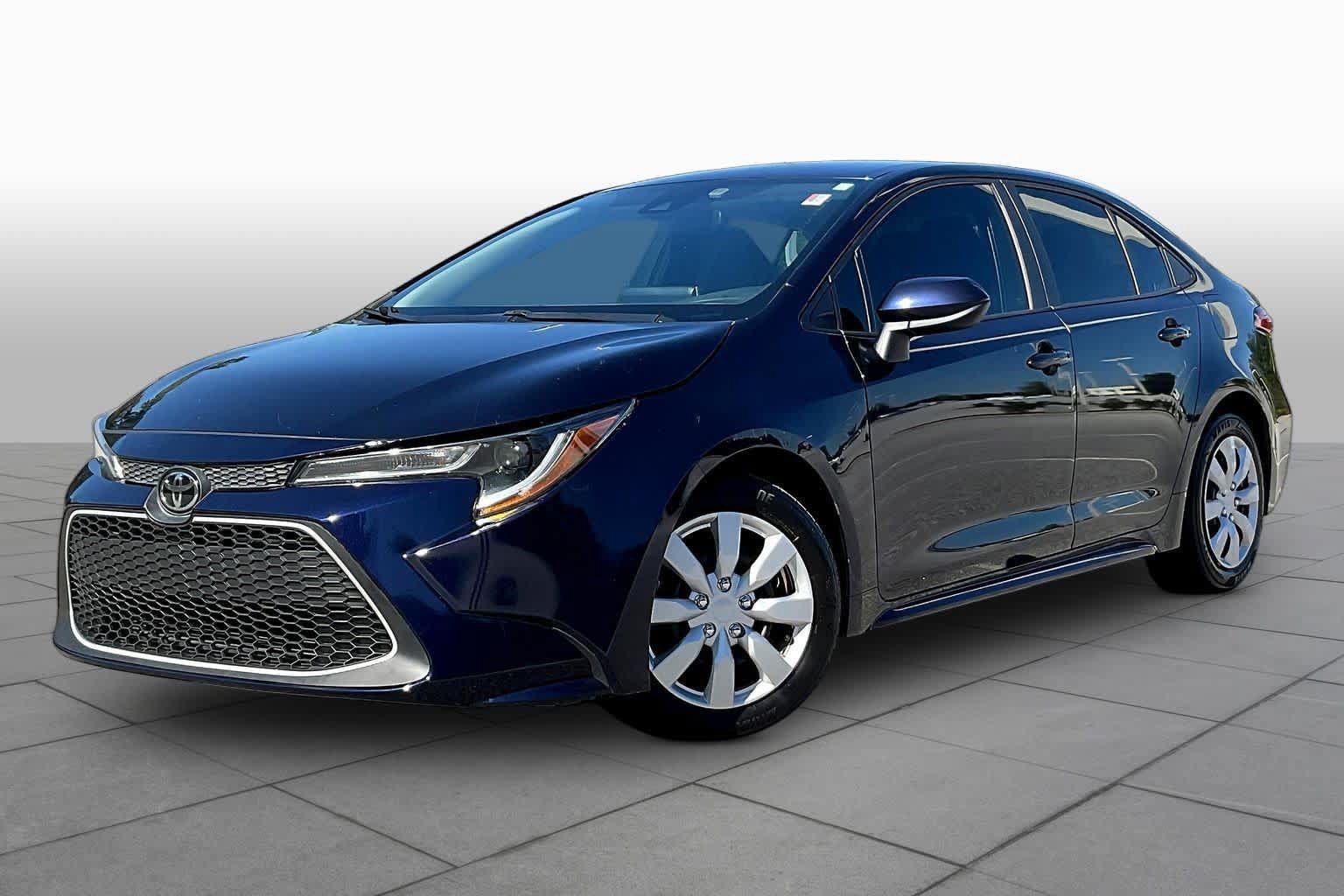 Used 2021 Toyota Corolla LE FWD image 1