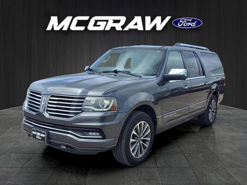 Used 2015 Lincoln Navigator L 2WD image 1