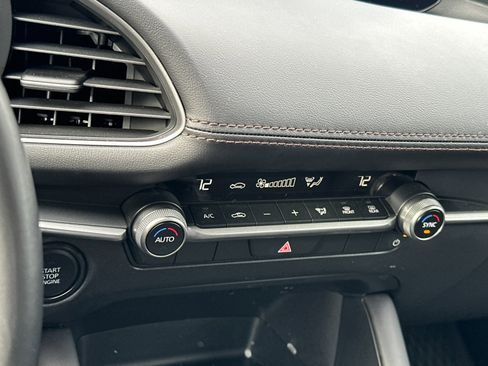Certified 2025 MAZDA MAZDA3 s image 19