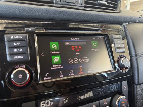Used 2020 Nissan Rogue SL FWD image 20