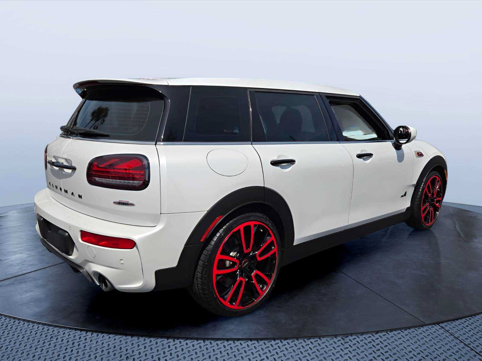Used 2024 MINI Cooper Clubman John Cooper Works AWD/4WD image 3