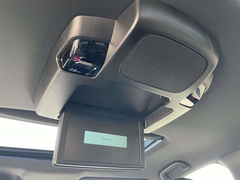 Used 2021 Honda Pilot Black Edition image 9