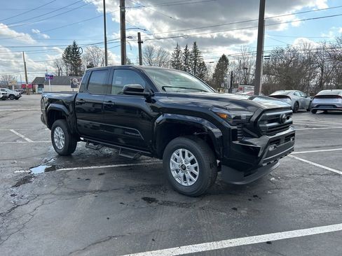 New 2026 Toyota Tacoma SR5 AWD/4WD image 3