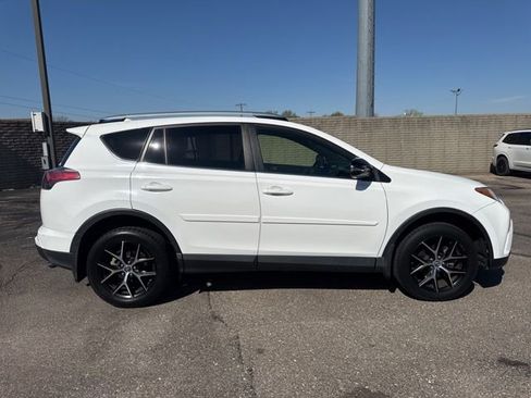 Used 2016 Toyota RAV4 SE w/ Protection Package image 8
