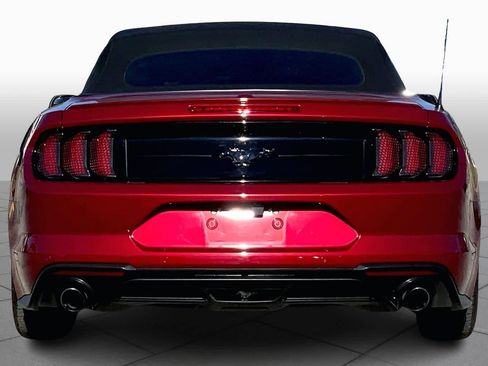 Certified 2018 Ford Mustang Convertible w/ Equipment Group 101A image 5