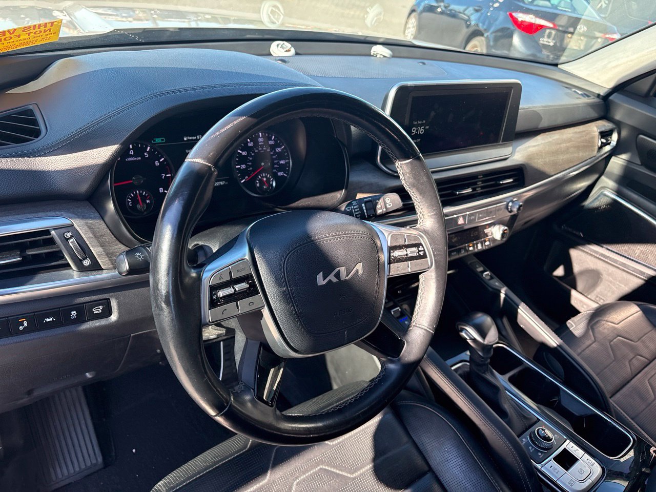 Used 2022 Kia Telluride SX w/ SX Prestige Package AWD/4WD image 4