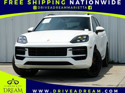 Used 2024 Porsche Cayenne w/ Premium Package Plus