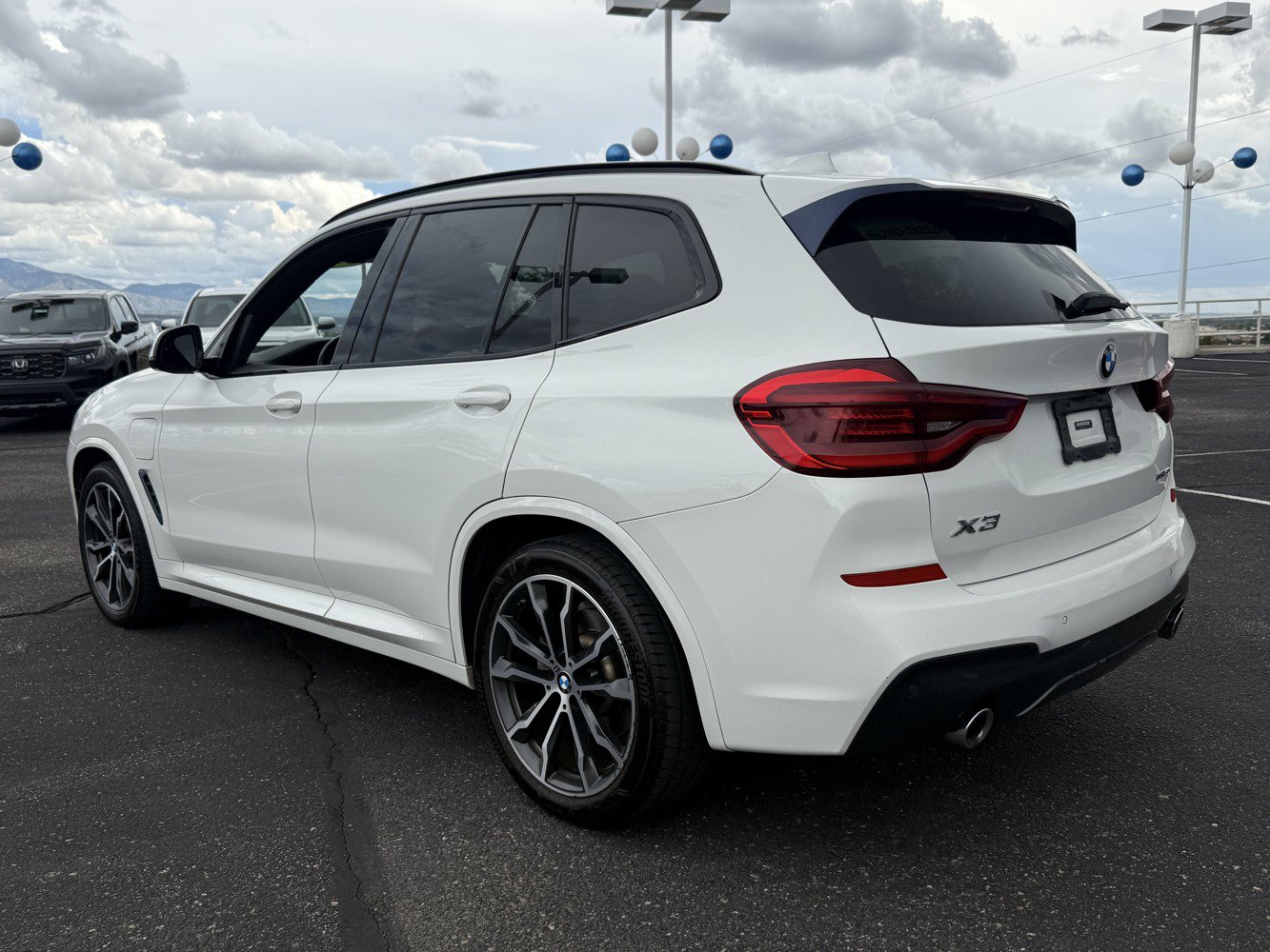 Used 2021 BMW X3 xDrive30e w/ M Sport Package AWD/4WD image 7
