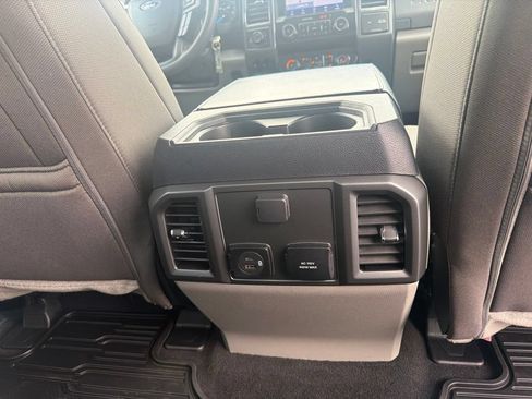 Used 2022 Ford F350 XLT w/ XLT Premium Package AWD/4WD image 47