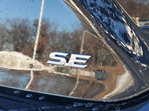 Certified 2025 Toyota Camry SE image 7