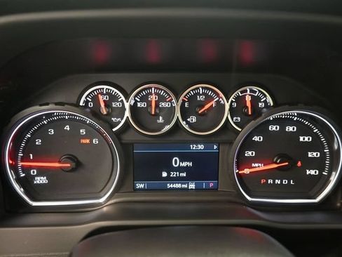 Used 2021 Chevrolet Silverado 1500 LT Trail Boss w/ Bed Protection Package AWD/4WD image 19