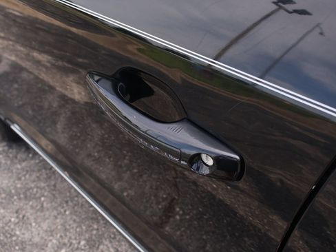 Used 2017 Lincoln MKC Reserve FWD image 15