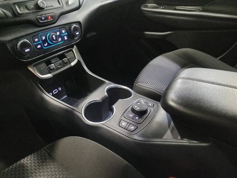 Used 2023 GMC Terrain SLE w/ Driver Convenience Package AWD/4WD image 26