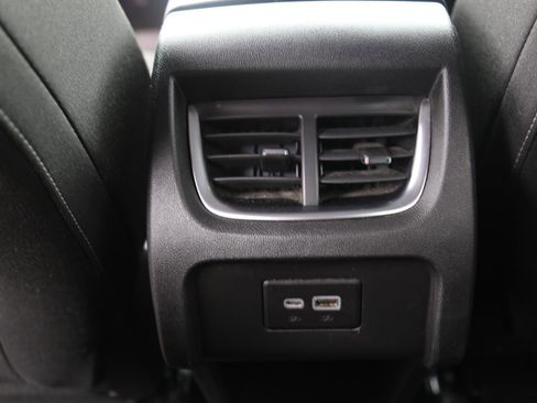 Used 2025 Chevrolet Blazer LT AWD/4WD image 18