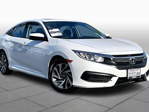 Used 2017 Honda Civic EX image 3