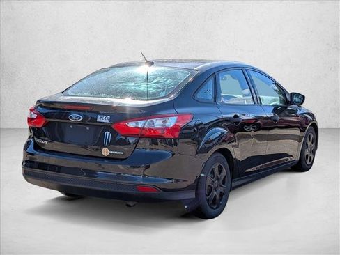 Used 2014 Ford Focus S image 4