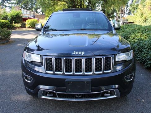 Used 2014 Jeep Grand Cherokee Overland w/ Advanced Technology Group image 11