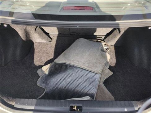 Used 2003 Toyota Corolla LE image 6