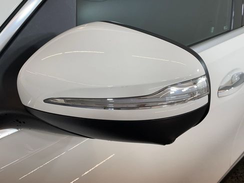 Certified 2025 Mercedes-Benz GLE 450e 4MATIC image 10