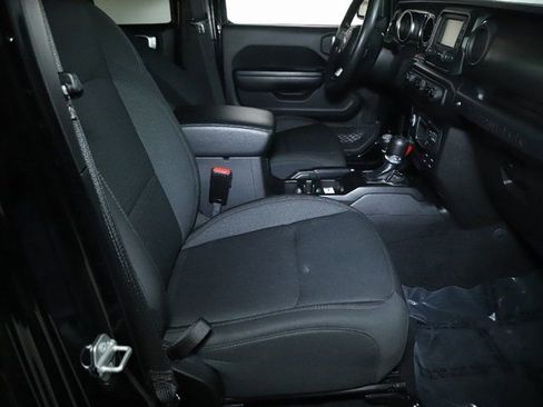 Used 2021 Jeep Wrangler Unlimited Sport image 34