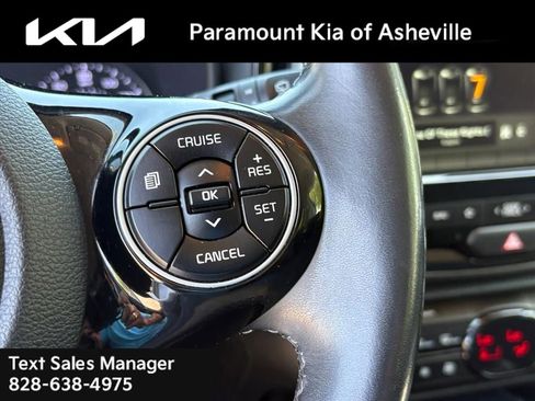 Used 2022 Kia Soul X-Line FWD image 25