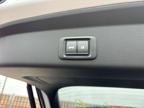 New 2026 Mitsubishi Outlander SE image 4