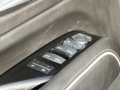 Certified 2024 Cadillac Escalade Sport Platinum image 27