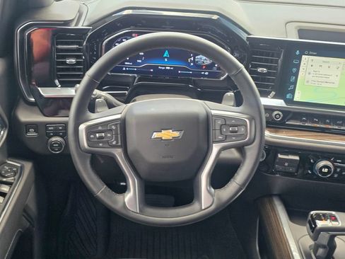 Used 2025 Chevrolet Silverado 1500 LT w/ Texas Edition Plus AWD/4WD image 15