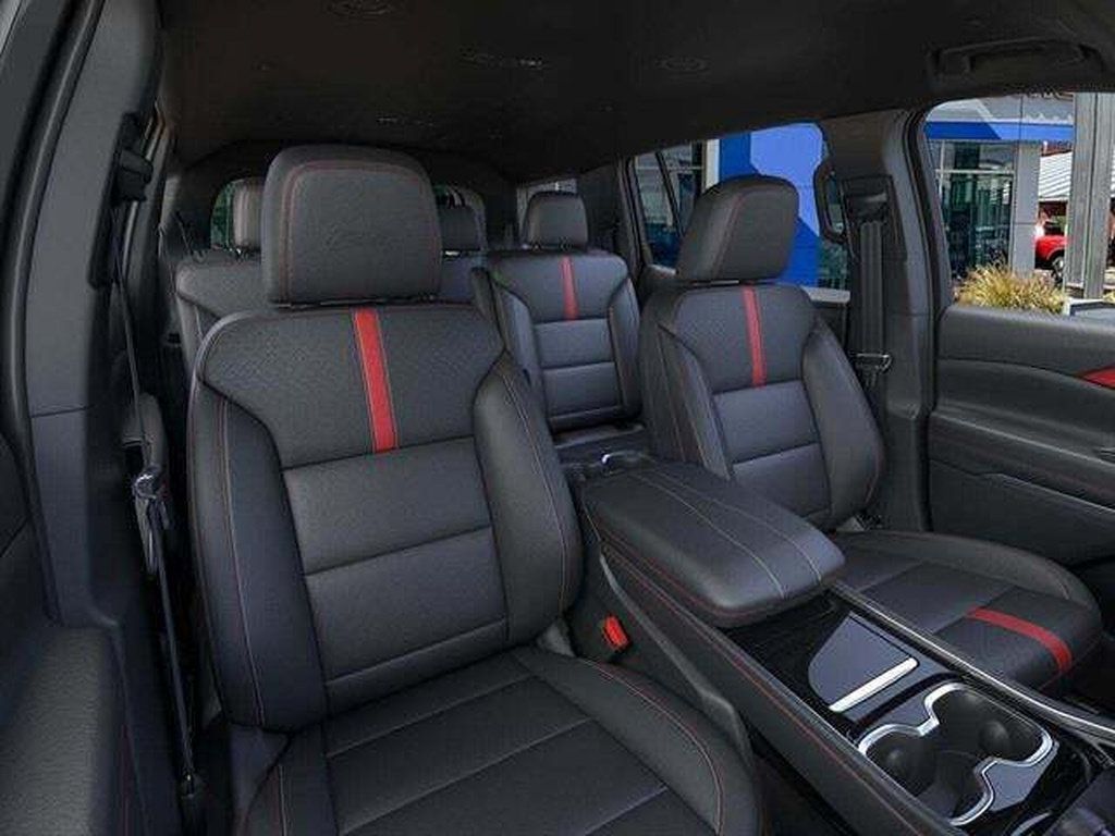 New 2026 Chevrolet Traverse RS FWD image 47