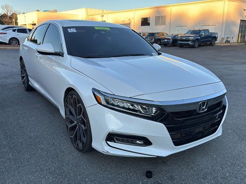 Used 2020 Honda Accord EX image 5